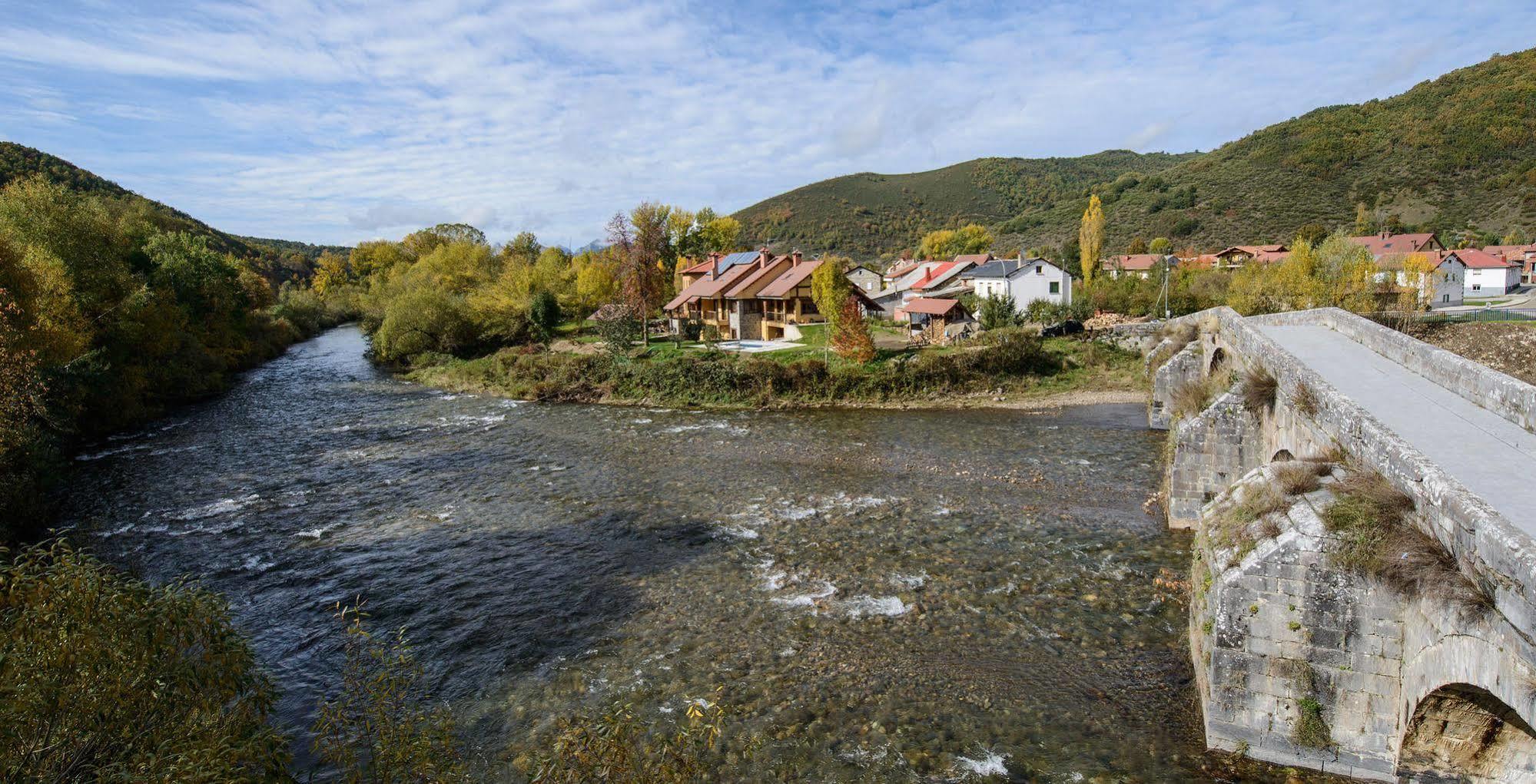 Penzion El Casar Del Puente Boca de Huérgano Exteriér fotografie